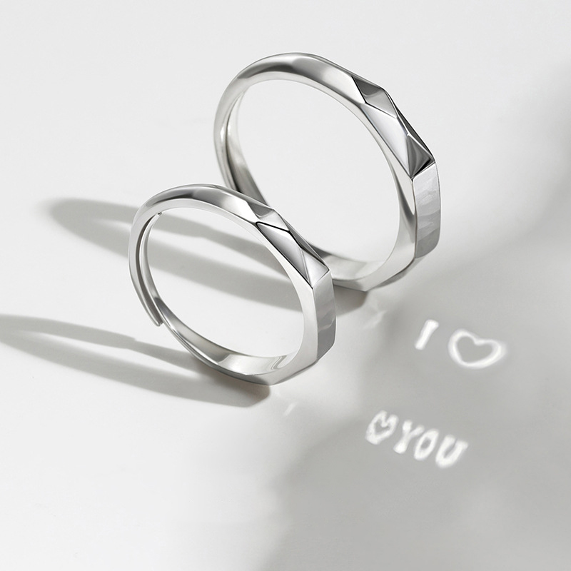 Light Sculpted Ring in 925 Sterling Silver