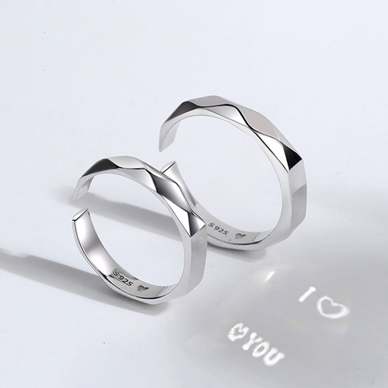 Light Sculpted Ring in 925 Sterling Silver