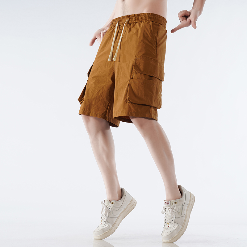 Thin, comfortable and cool ice silk shorts are a must-have in summer🔥