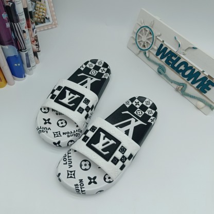 Monogram Logo Slippers