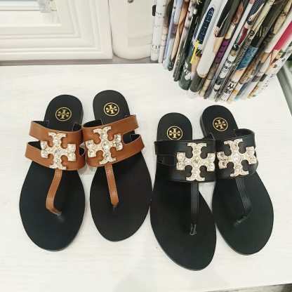 Flat outing Slippers