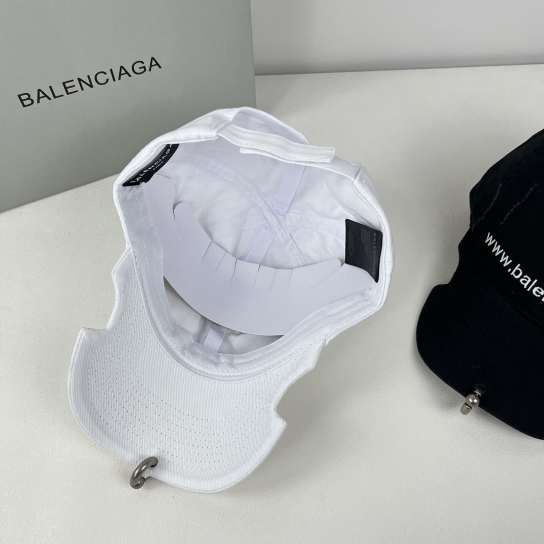 Conscious  embroidered-logo six-panel cap