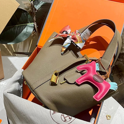 Picotin Lock 18  z-8