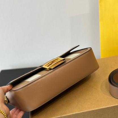 Baguette striped fabric bag