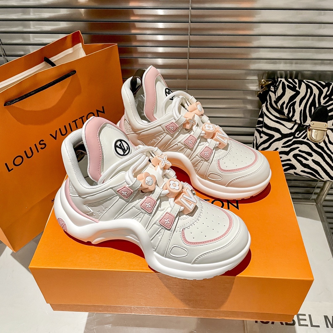 Women's Archlight Sneaker