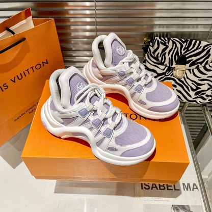 Women's Archlight Sneaker