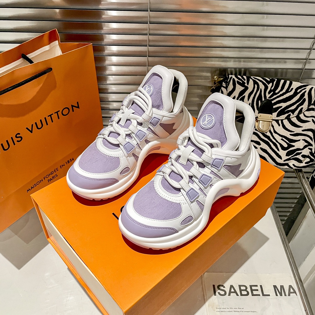 Women's Archlight Sneaker