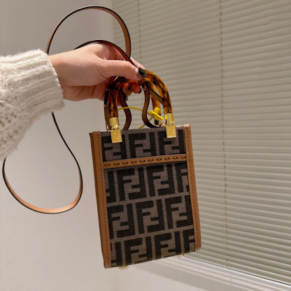 Mini Sunshine Shopper