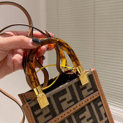 Mini Sunshine Shopper