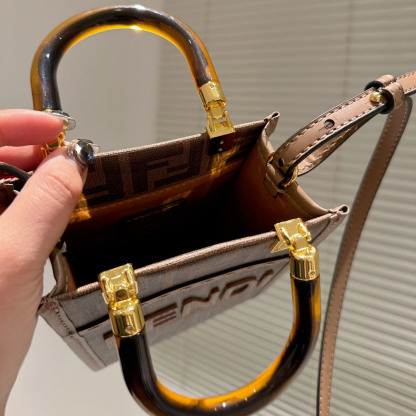 Mini Sunshine Shopper