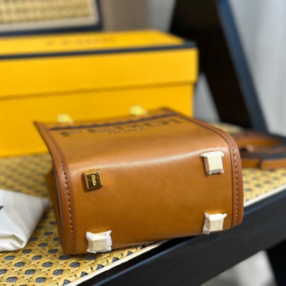 Mini Sunshine Shopper