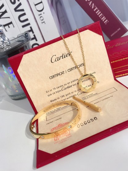 LOVE BRACELET, 4 DIAMONDS + LOVE NECKLACE, 3 DIAMONDS