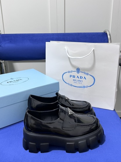 Monolith Lug Sole Loafer