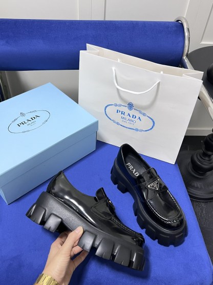 Monolith Lug Sole Loafer