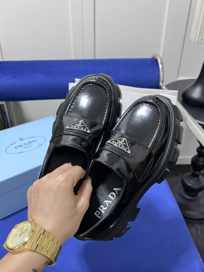 Monolith Lug Sole Loafer