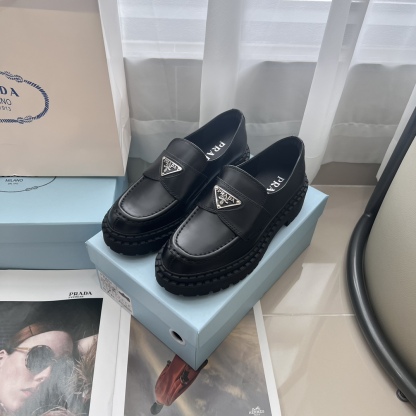 Monolith Lug Sole Loafer