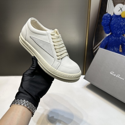 FW24 PORTERVILLE VINTAGE SNEAKERS