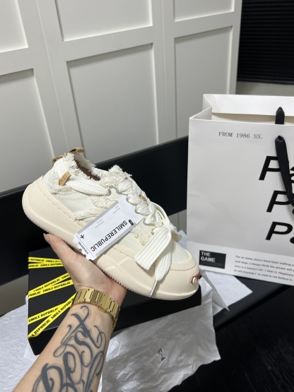 White Coarse Canvas Sneaker Shoes