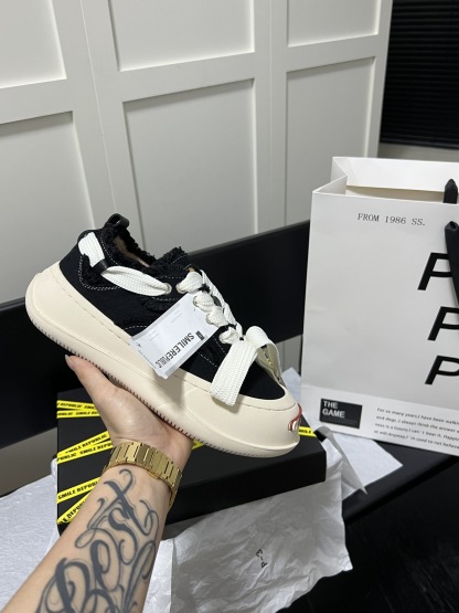 Classic Black Coarse Canvas Causal Shoes