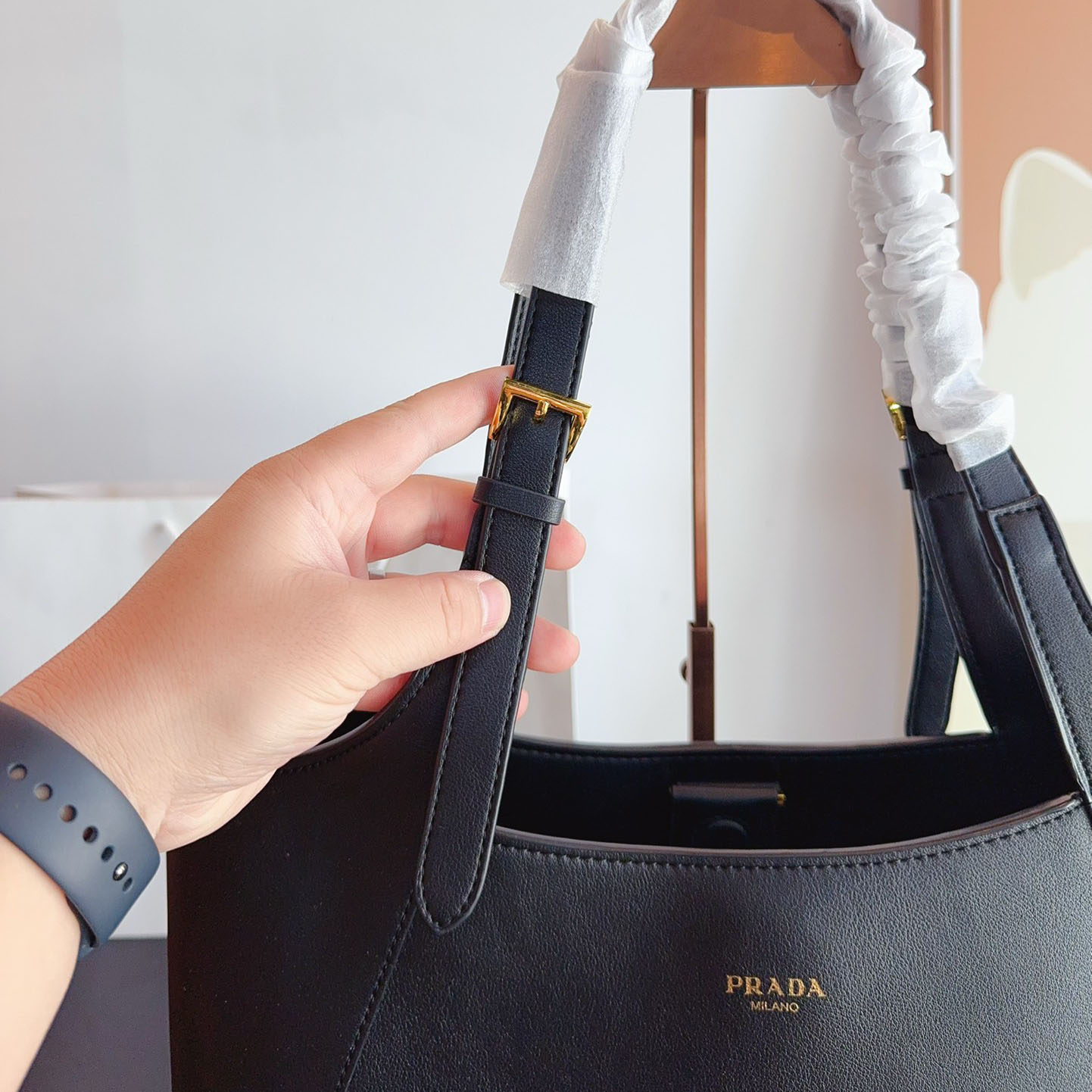 Large leather tote bag