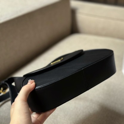 Small leather shoulder bag