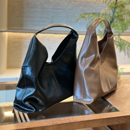 Leather tote bag
