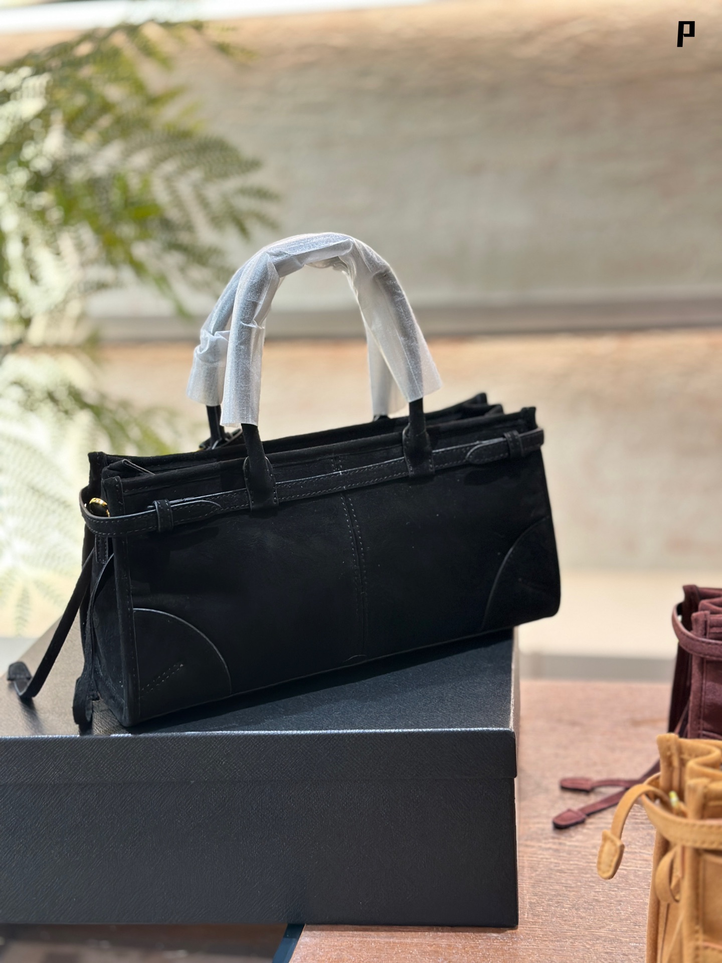 Medium Suede handbag