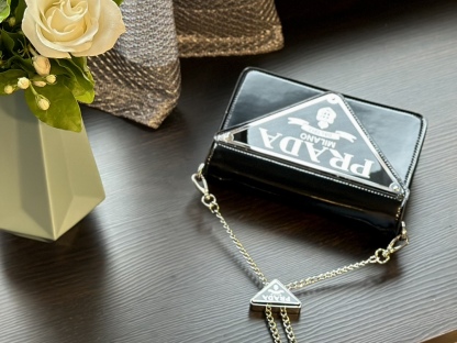 Spazzolato Triangle Logo Plate Flap Chain Crossbody Bag