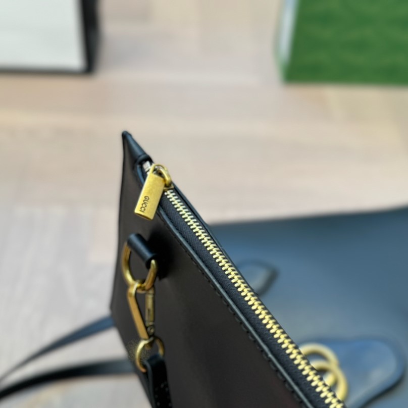 New Sakai Calfskin Lux Medium Dahlia Tote Black