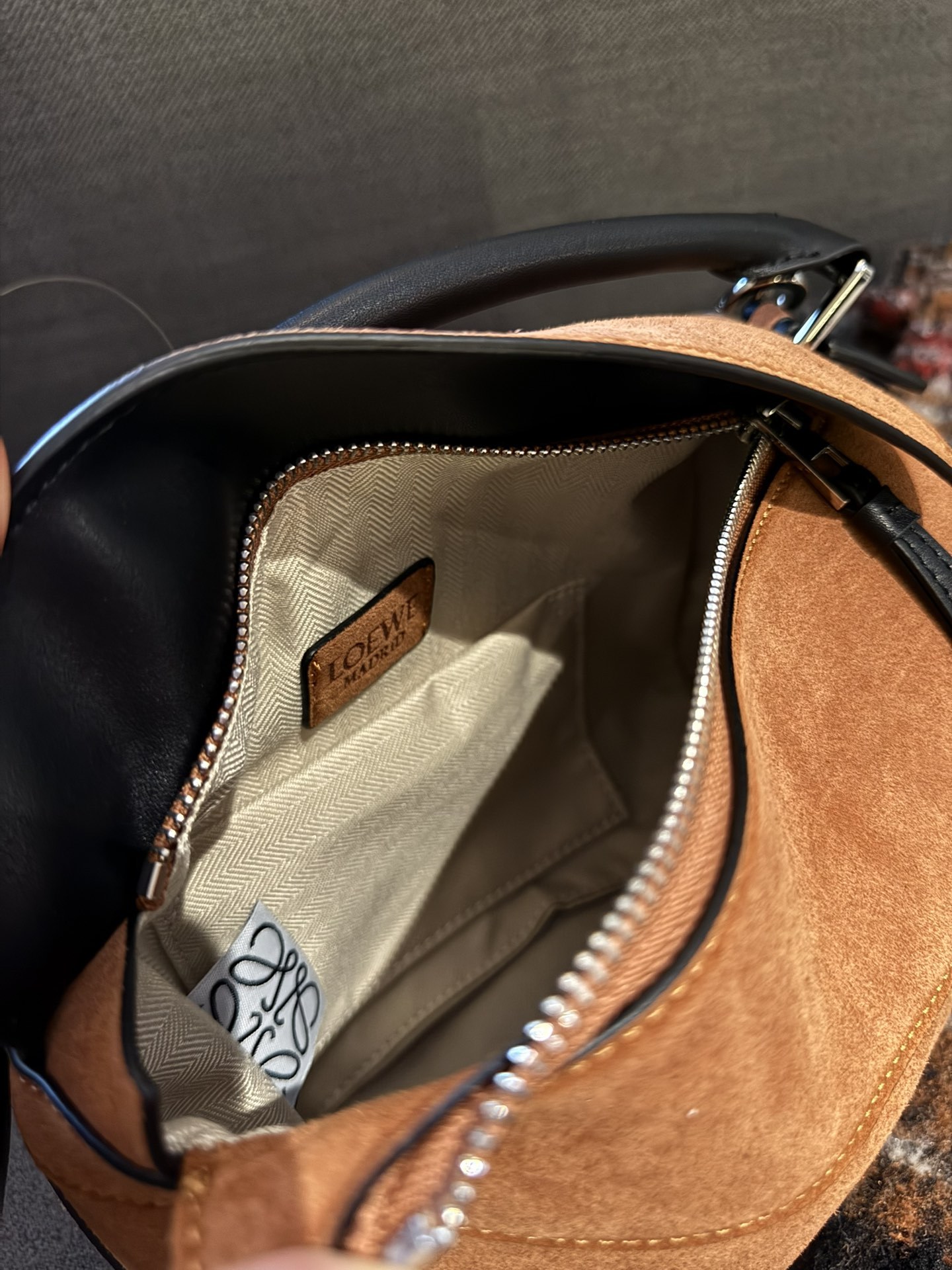 Small Puzzle bag in classic calfskin