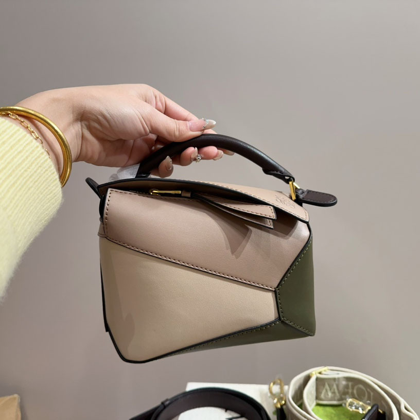 Puzzle bag in classic calfskin