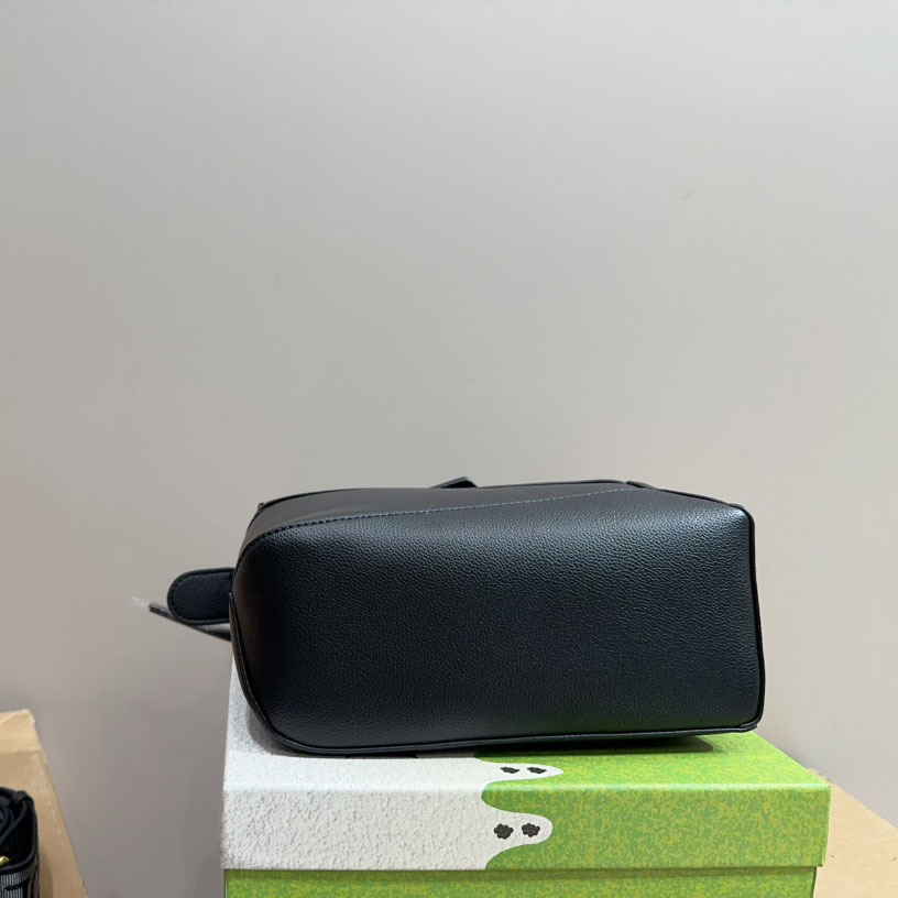 Puzzle bag in classic calfskin