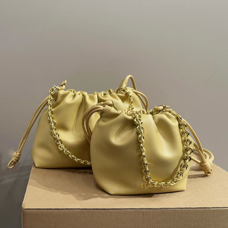 Flamenco purse in mellow nappa lambskin