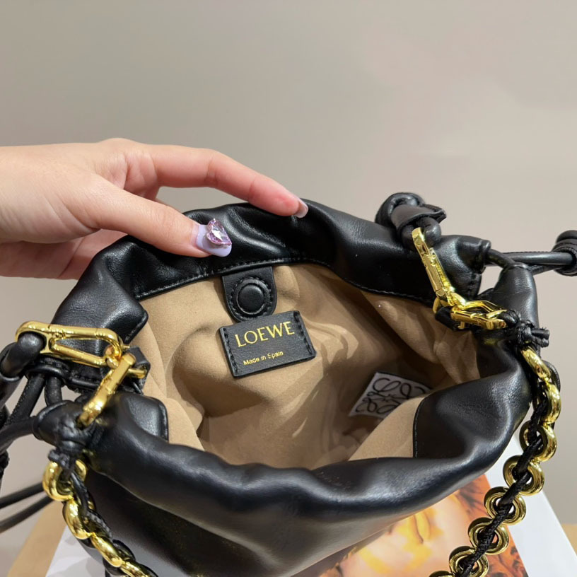 Flamenco purse in mellow nappa lambskin