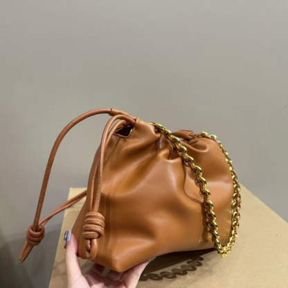 Flamenco purse in mellow nappa lambskin