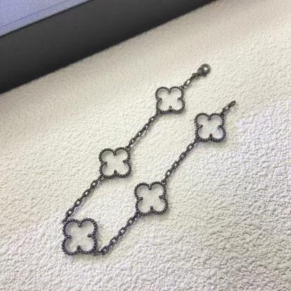 Vintage Alhambra bracelet, 5 motifs