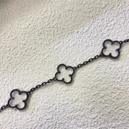 Vintage Alhambra bracelet, 5 motifs