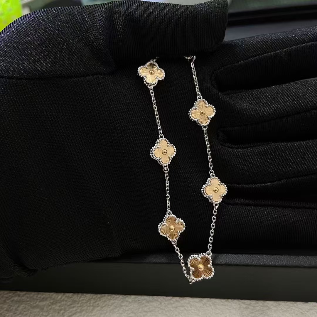 Vintage Alhambra bracelet, 5 motifs