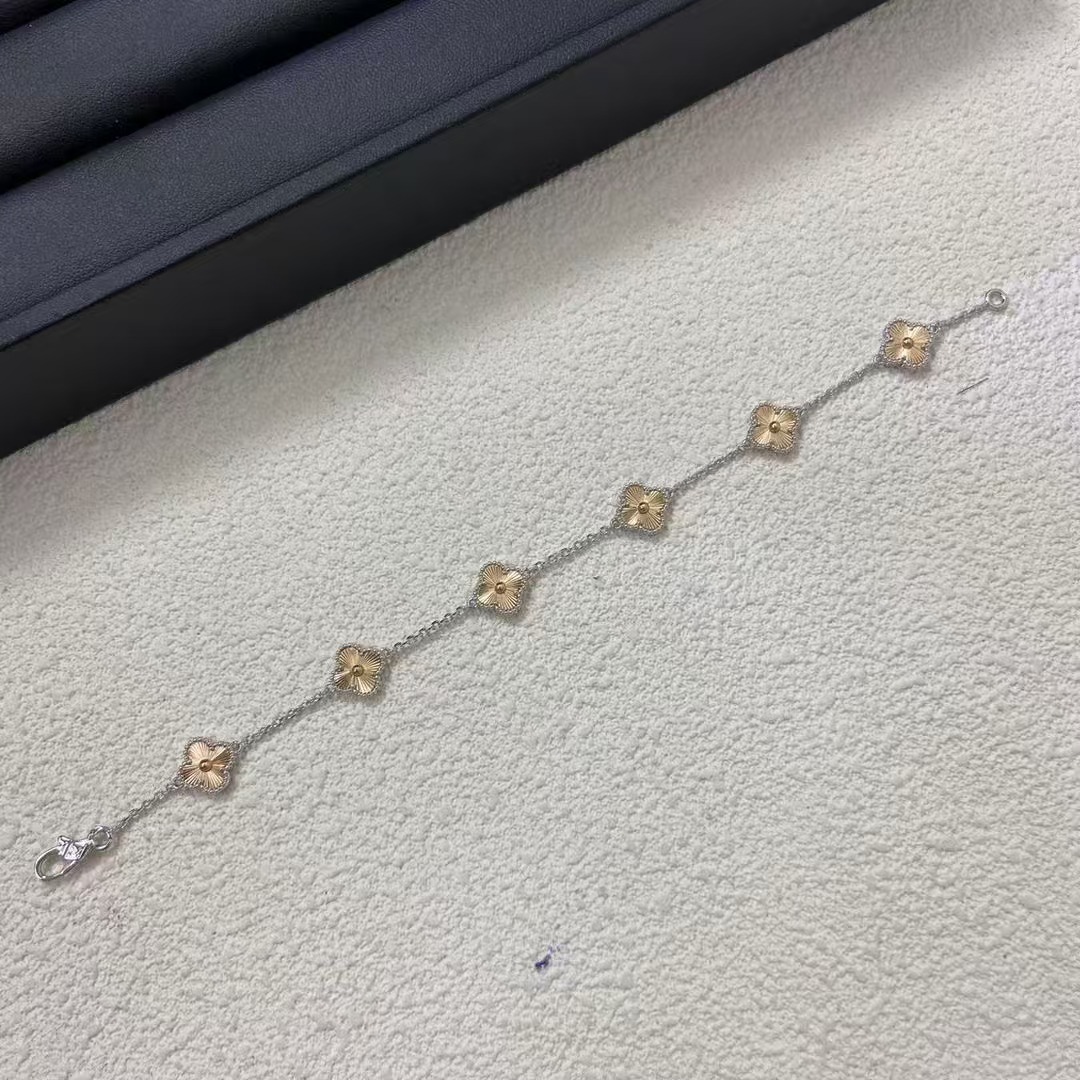 Vintage Alhambra bracelet, 5 motifs