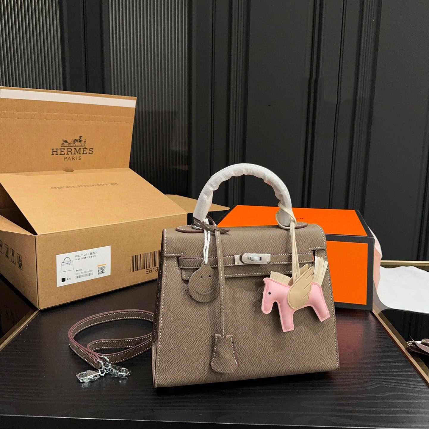 Kelly 19/22/25 Bag