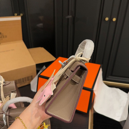 Kelly 19/22/25 Bag