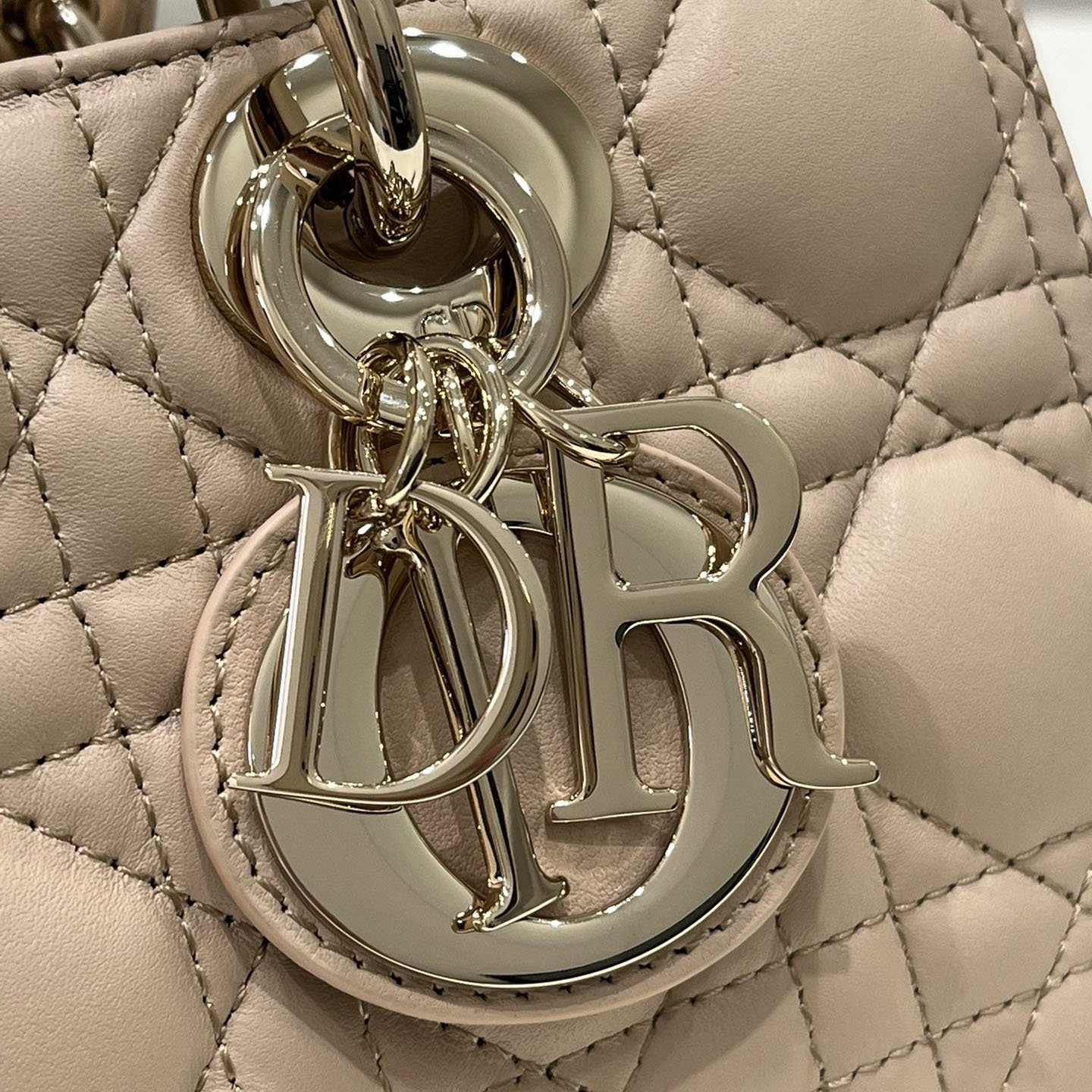 SMALL LADY D-JOY BAG