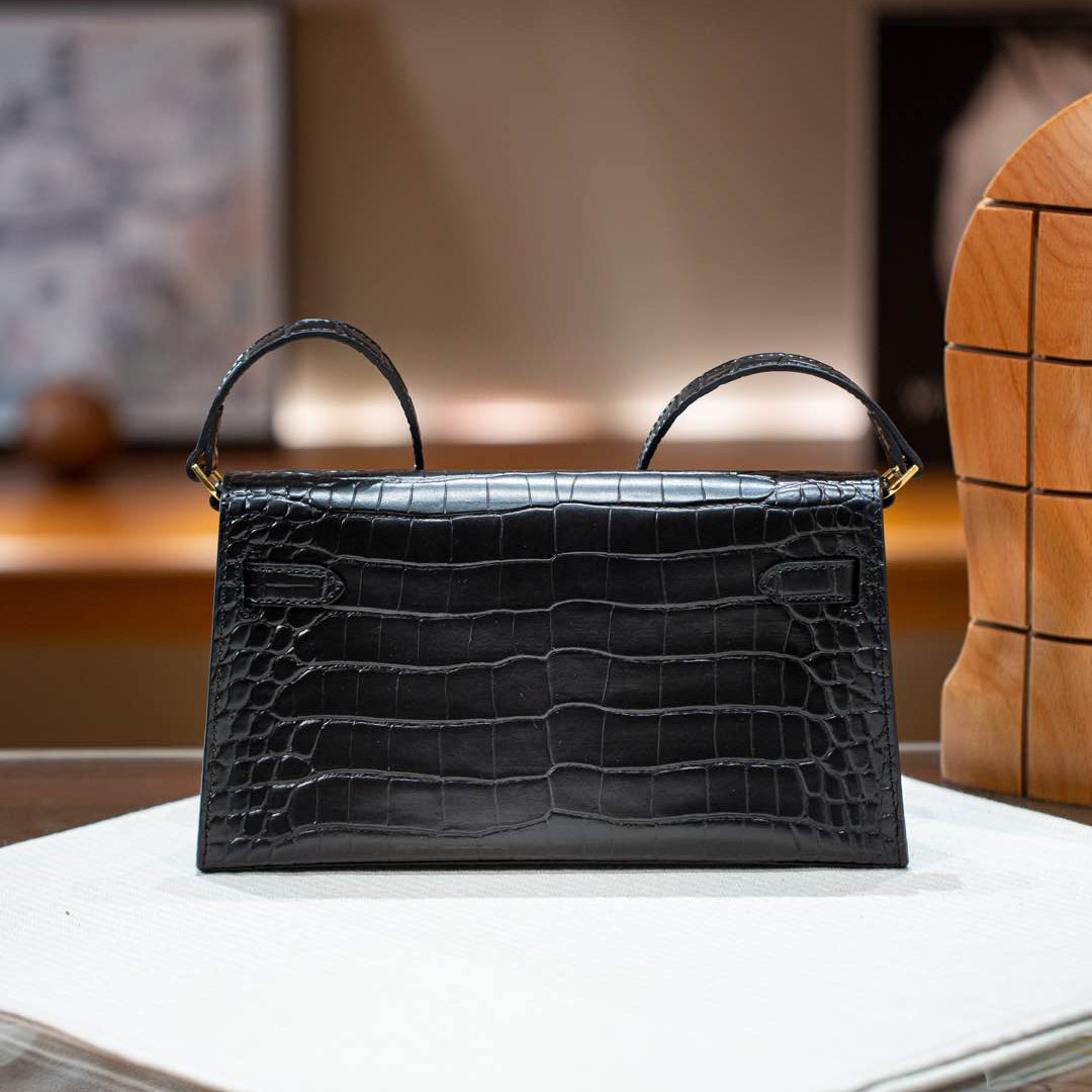 Herthtmes  Shiny Niloticus Crocodile Kelly Pochette Black
