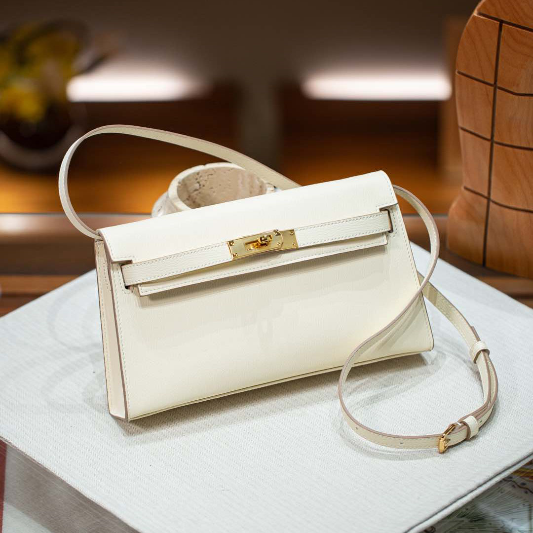 Herthtmes Chevre Chamkila Kelly Elan