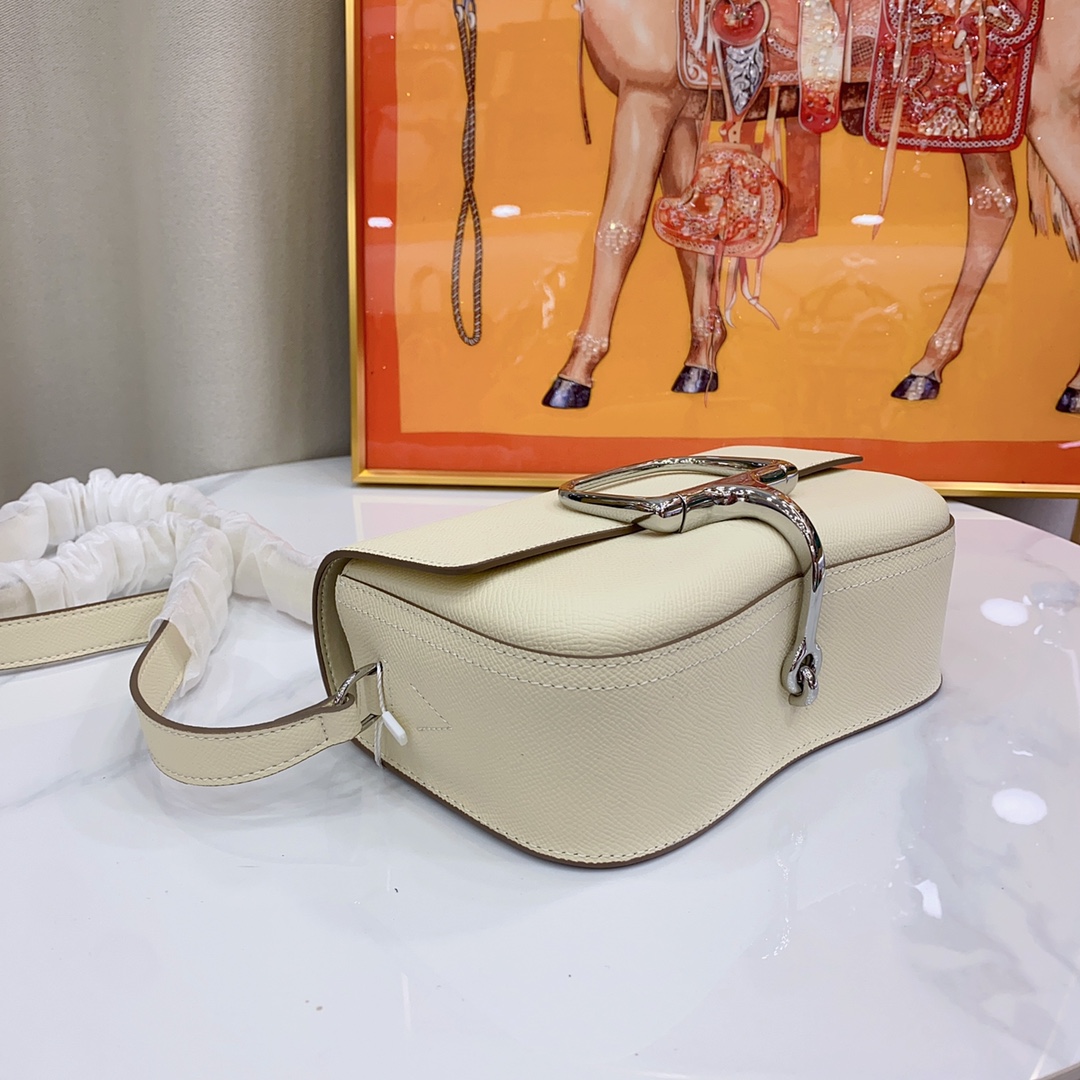 Herthtmes Epsom Della Cavalleria Elan Gris Pale