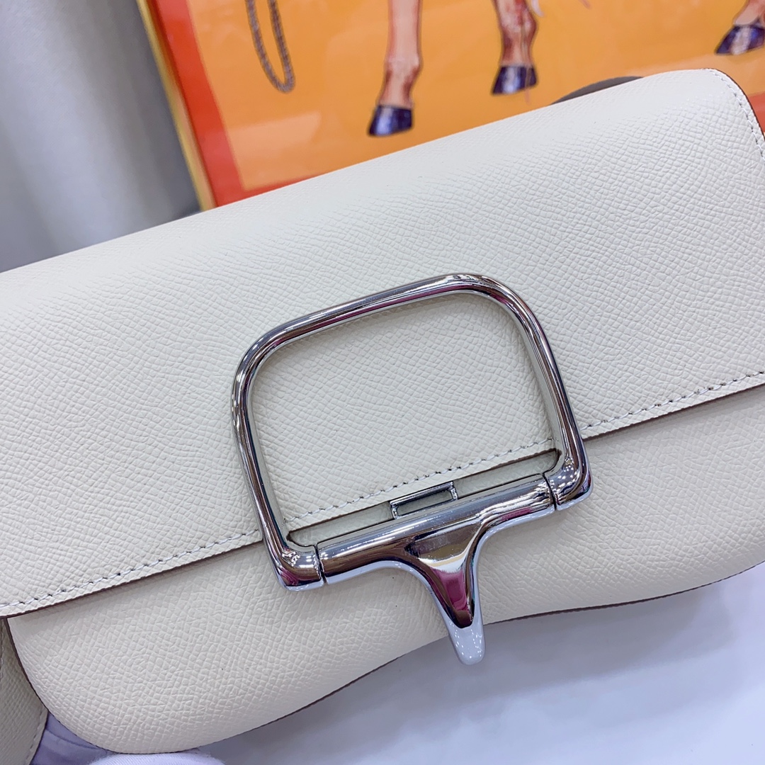 Herthtmes Epsom Della Cavalleria Elan Gris Pale