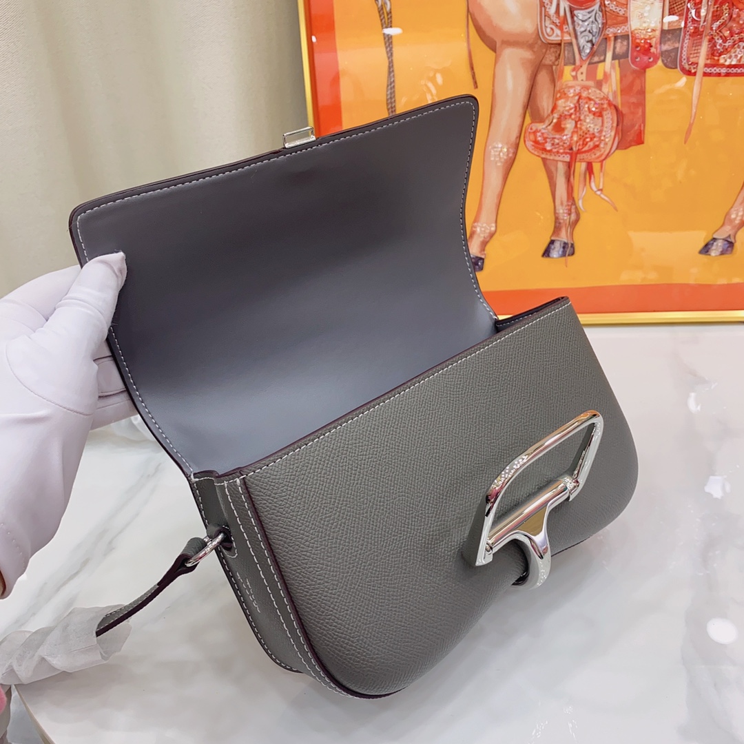 Herthtmes Epsom Della Cavalleria Elan Gris Pale
