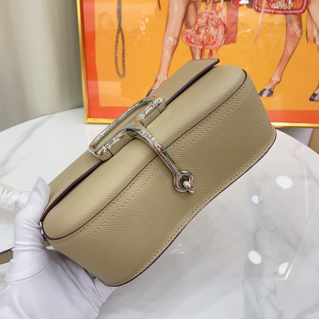 Herthtmes Epsom Della Cavalleria Elan Gris Pale