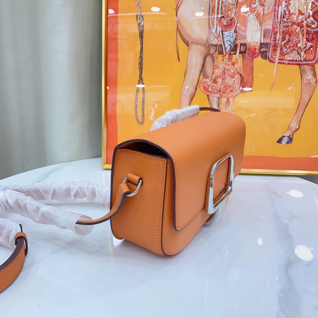 Herthtmes Epsom Della Cavalleria Elan Gris Pale