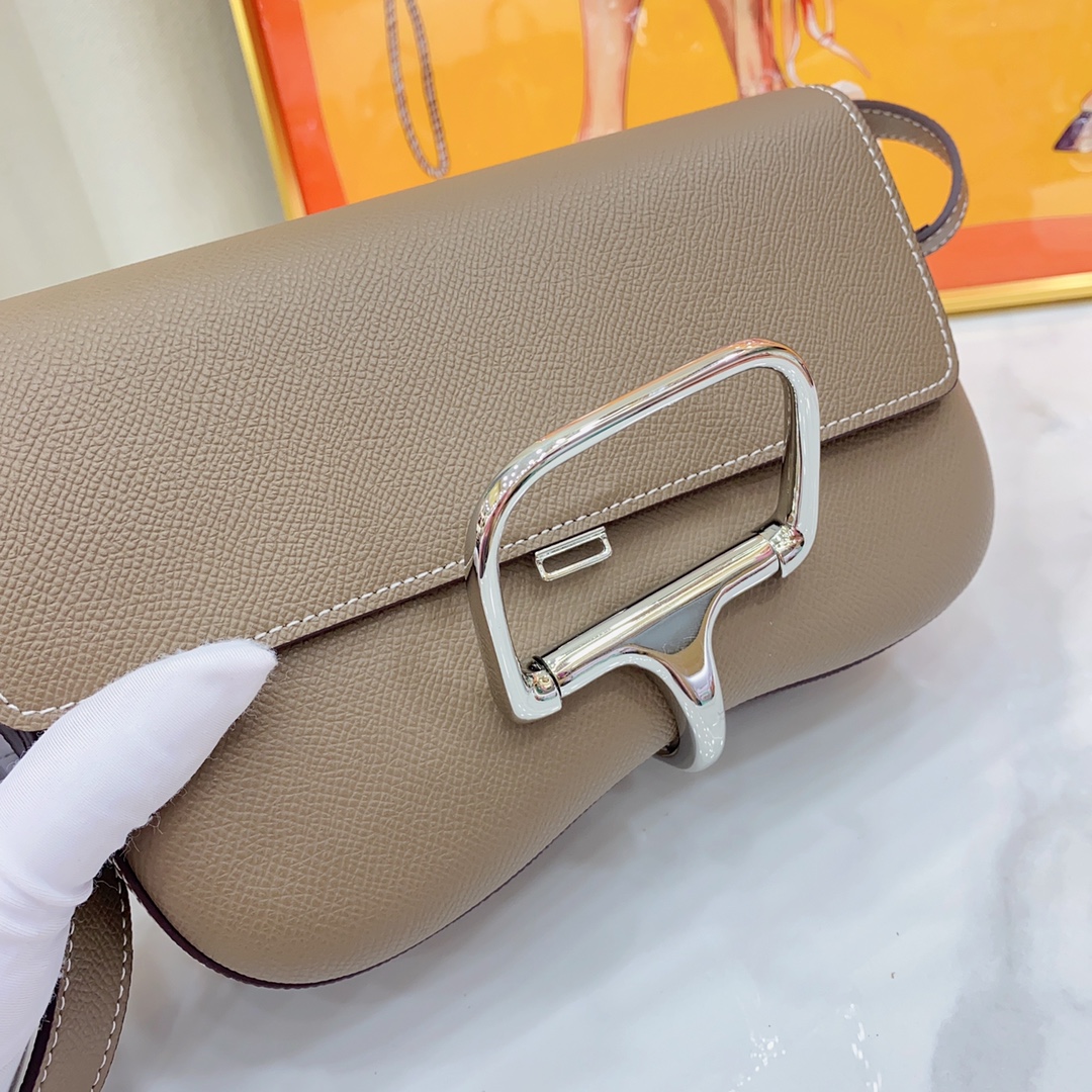 Herthtmes Epsom Della Cavalleria Elan Gris Pale